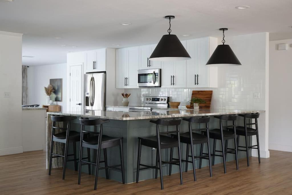 Remodeled 4Br Pool Home / Golf View/Near Beaches Sarasota Esterno foto