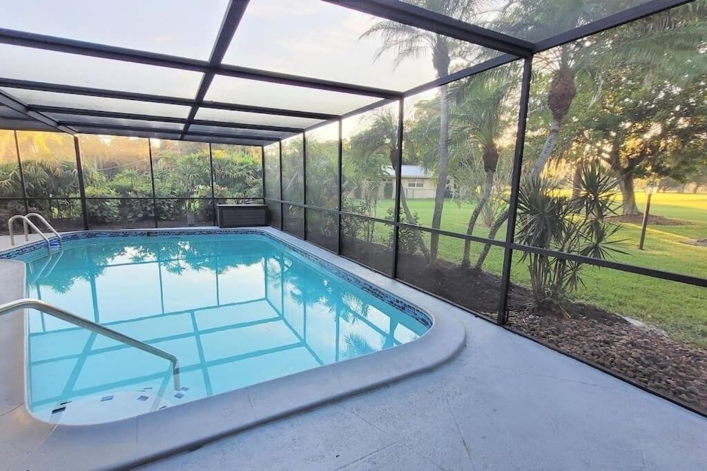 Remodeled 4Br Pool Home / Golf View/Near Beaches Sarasota Esterno foto