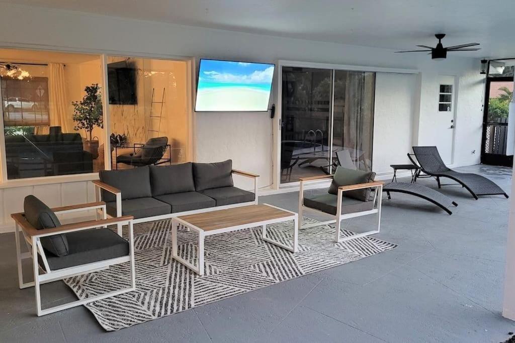 Remodeled 4Br Pool Home / Golf View/Near Beaches Sarasota Esterno foto